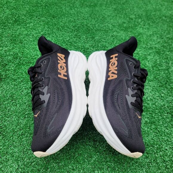 Hoka One One Clifton 10 - Women's running shoes - Size 8B - Picture 8 of 12